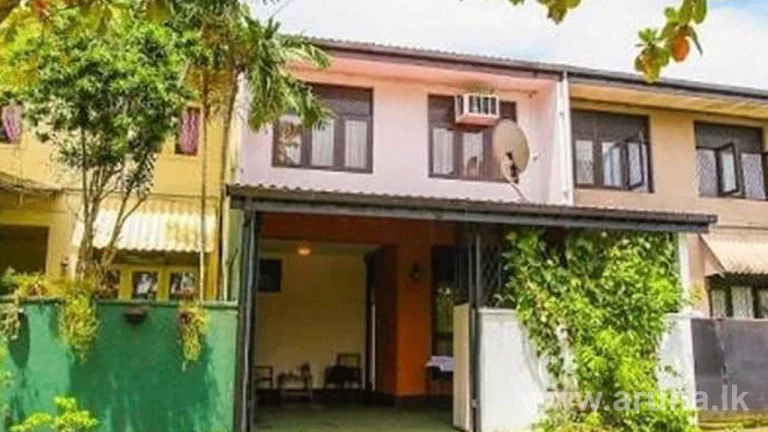 මාදිවෙල මන්ත්‍රි නිවාස 42ක පිටස්තර පුද්ගලයින්